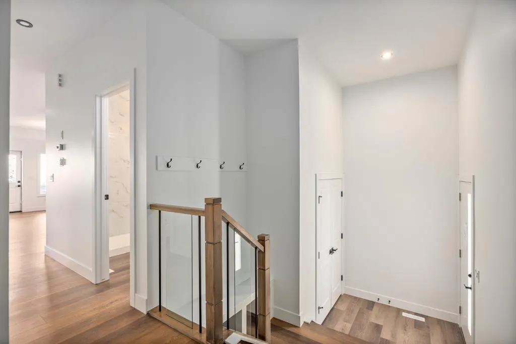 73 Topaz Place