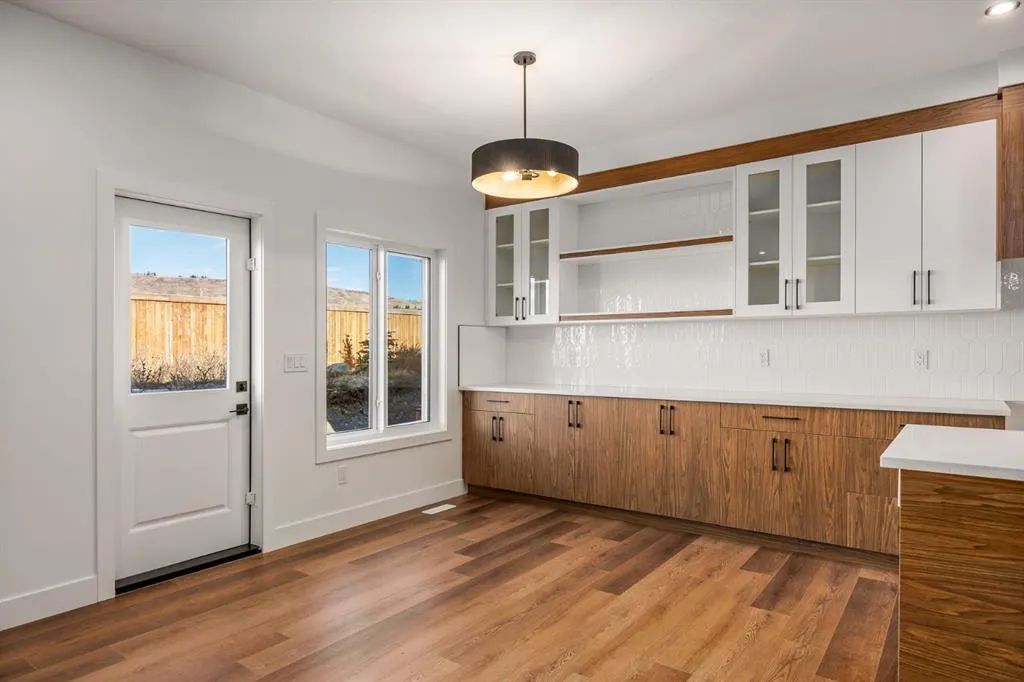 73 Topaz Place