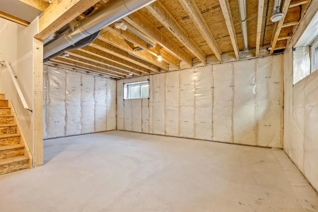73 Topaz Place
