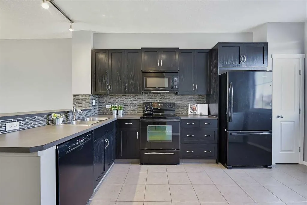 79 Evansview Gardens NW