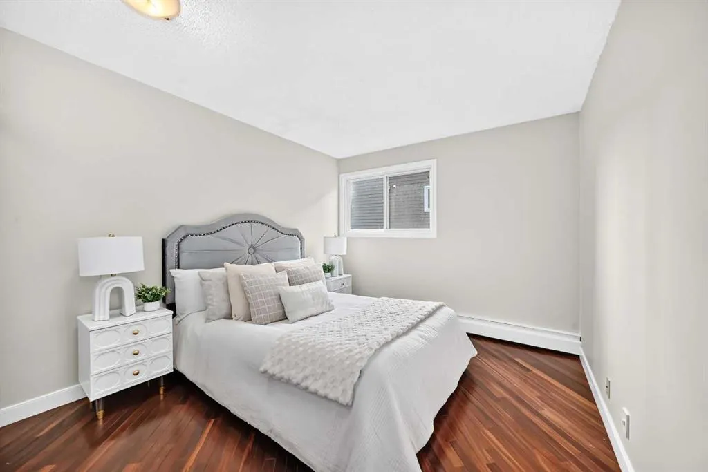 611 8 Avenue NE #204