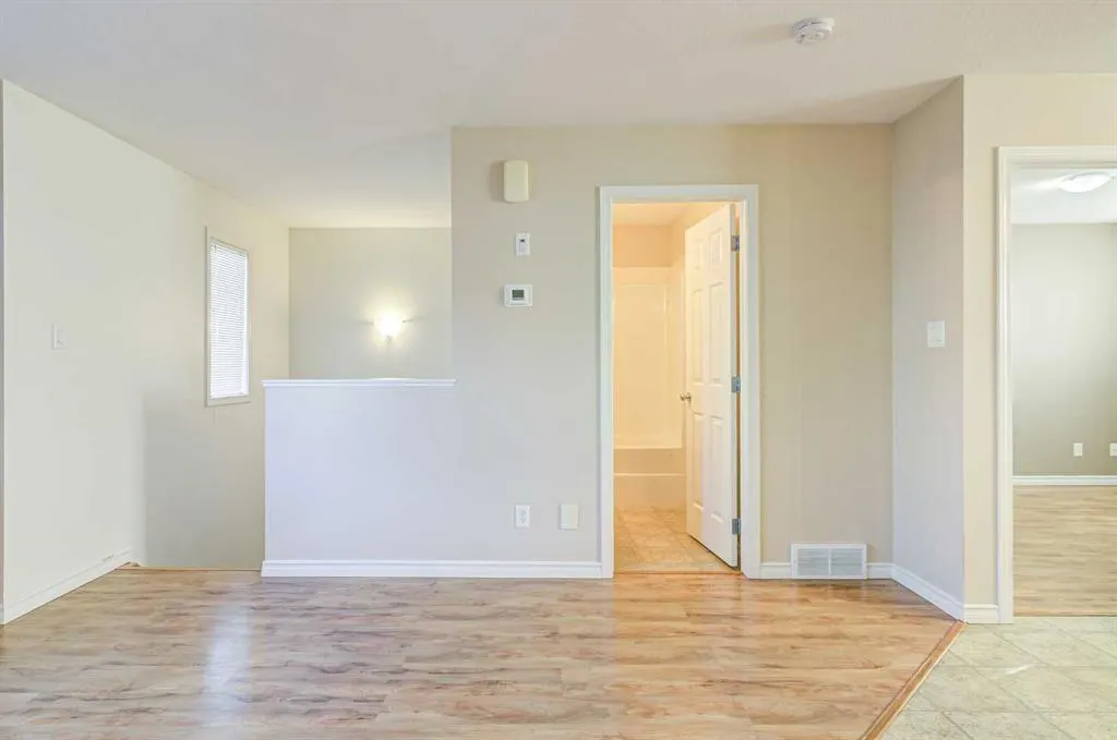 105 Silkstone Road W #2