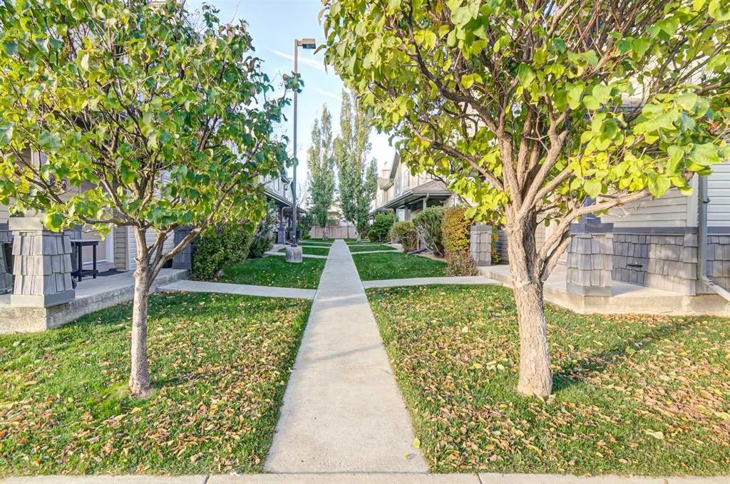105 Silkstone Road W #2