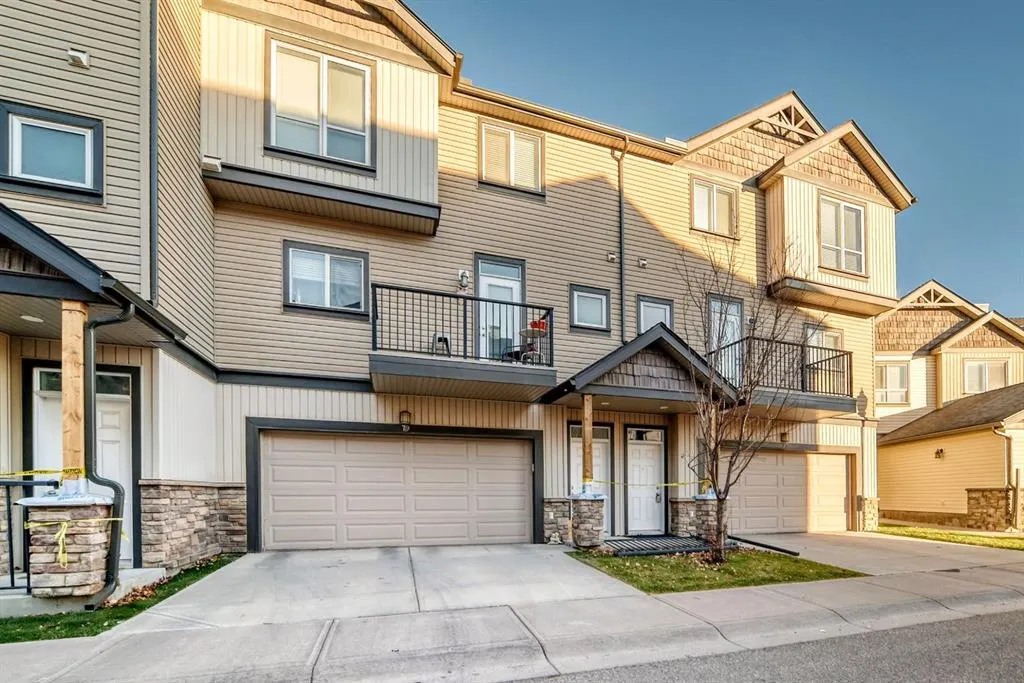 83 Kincora Heath NW