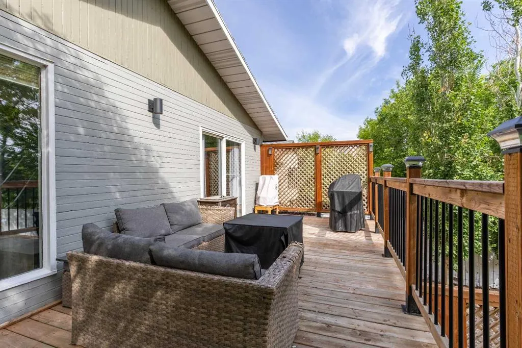 130 Chippewa Crescent W