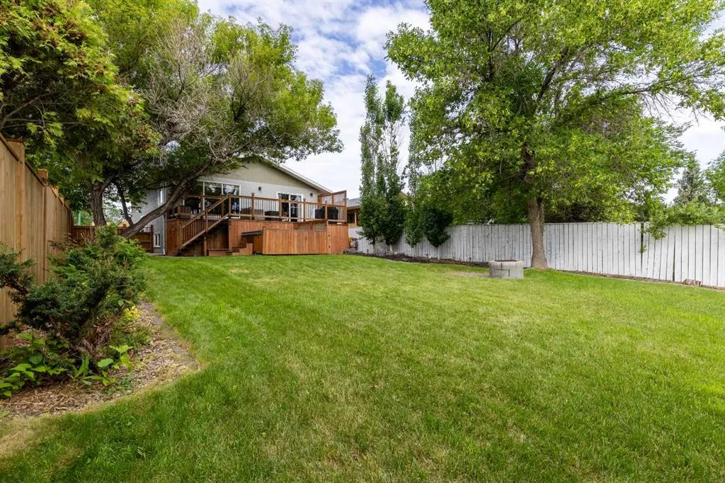 130 Chippewa Crescent W