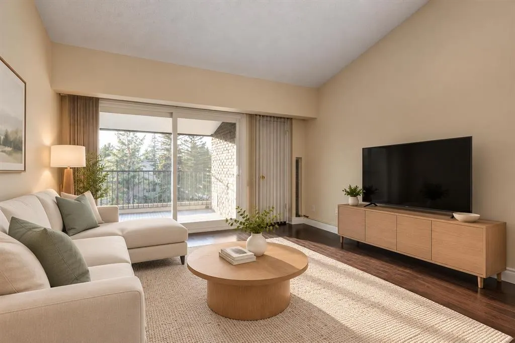 201 Braeglen Close SW #1402