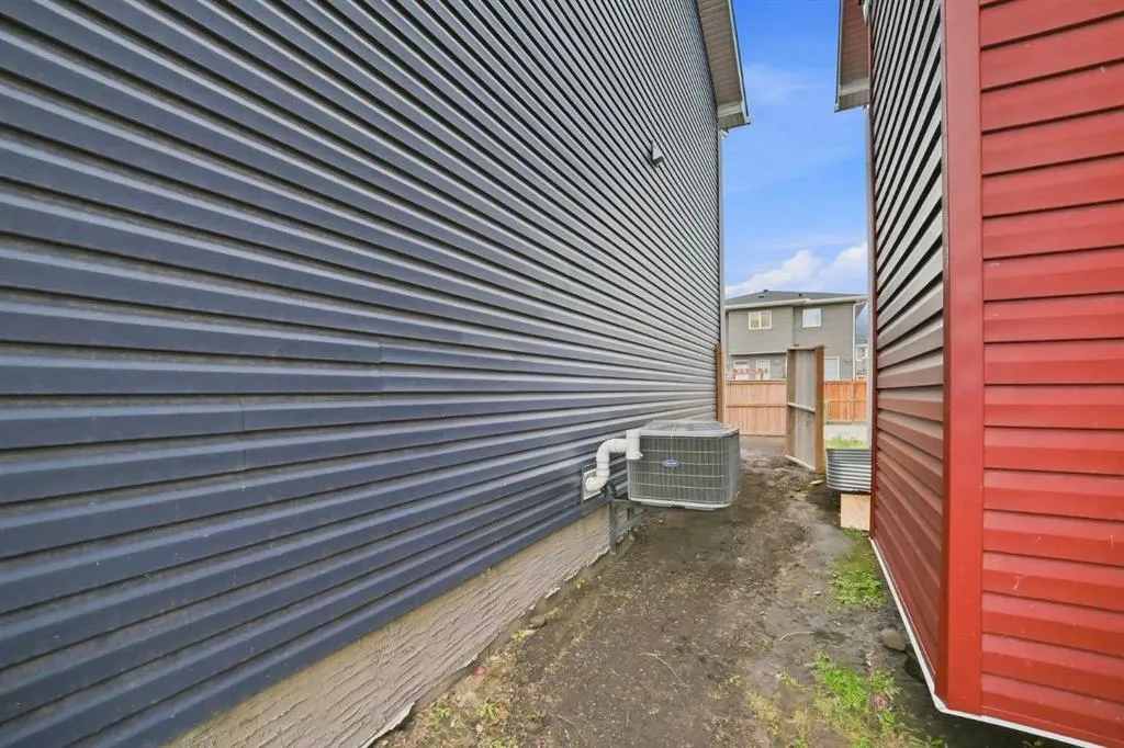 53 Red Sky Road NE