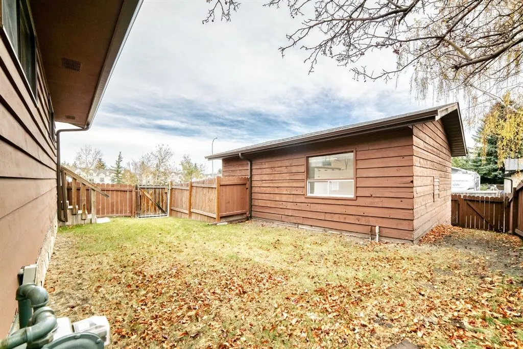 164 Beaconsfield Way NW