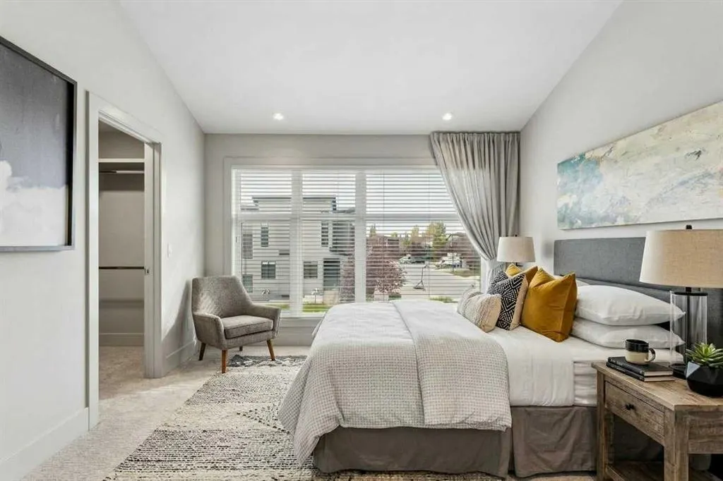 18 West Point Mews SW