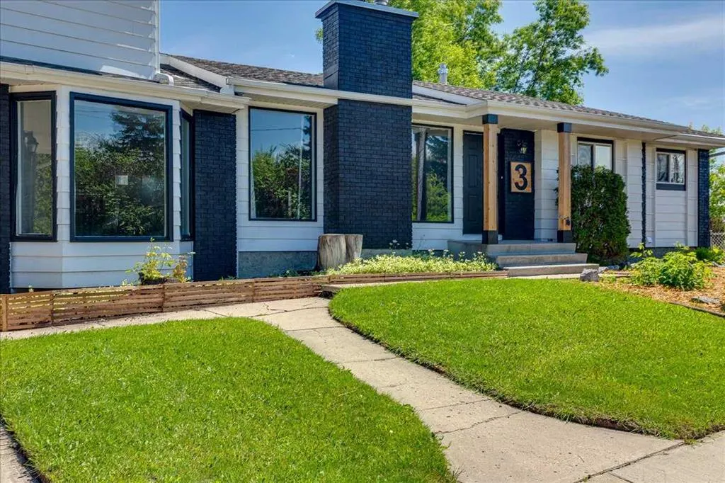 3 Armstrong Close