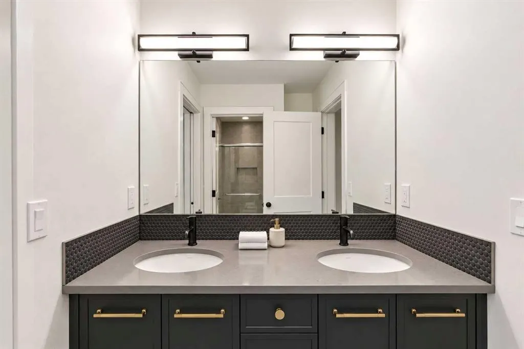 183 Aspen Summit Heights SW