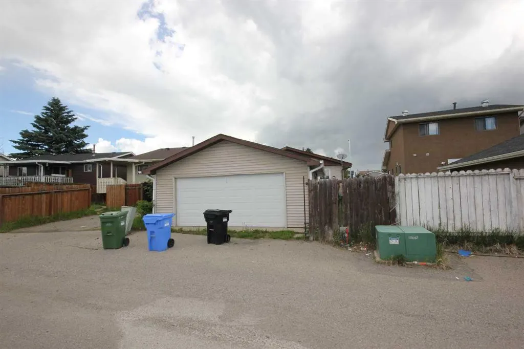 379 Falmere Road NE