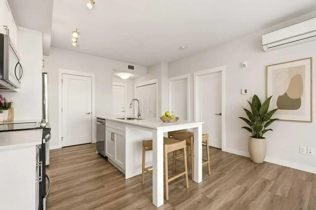 500 Auburn Meadows Common SE #407