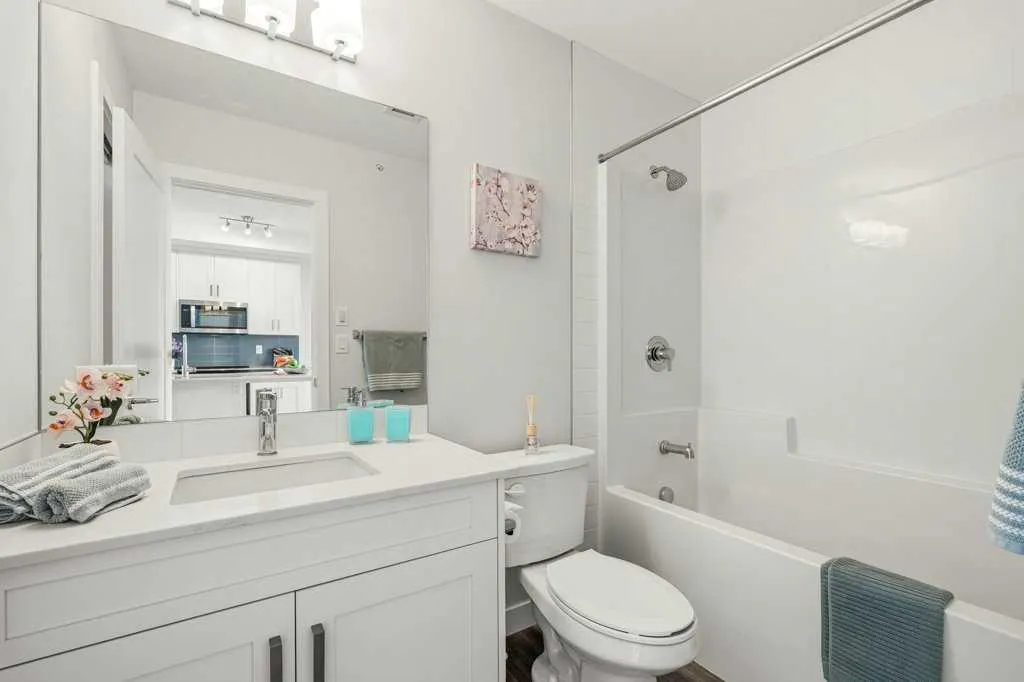 500 Auburn Meadows Common SE #407
