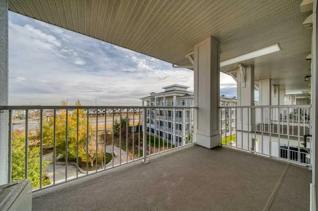 500 Auburn Meadows Common SE #407