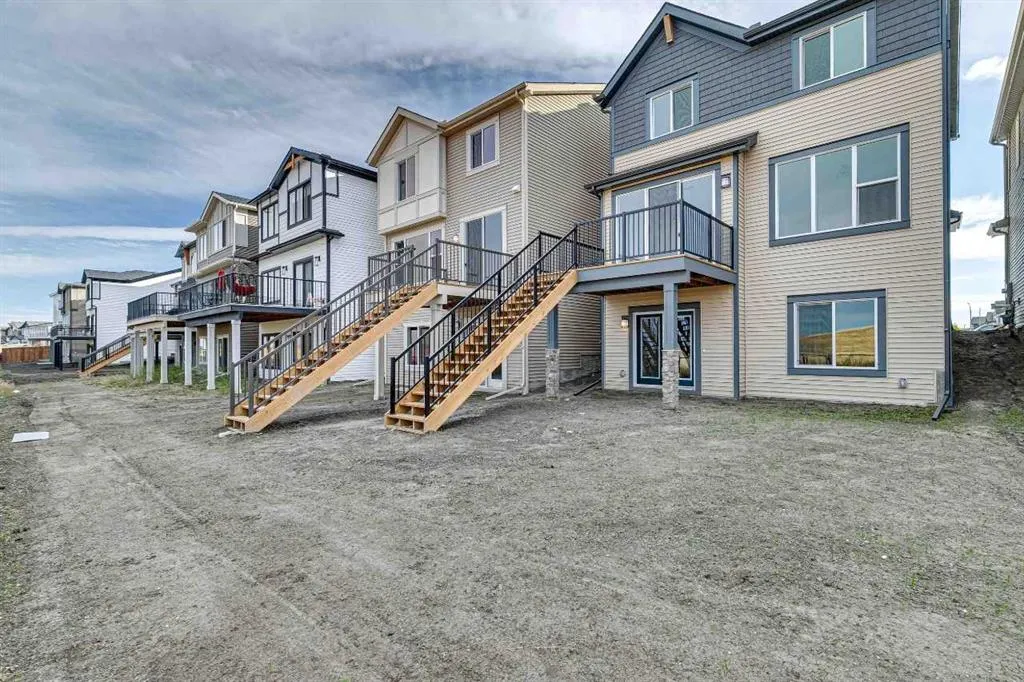 81 Walgrove Bay SE