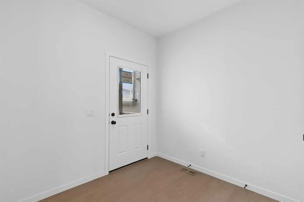 81 Walgrove Bay SE
