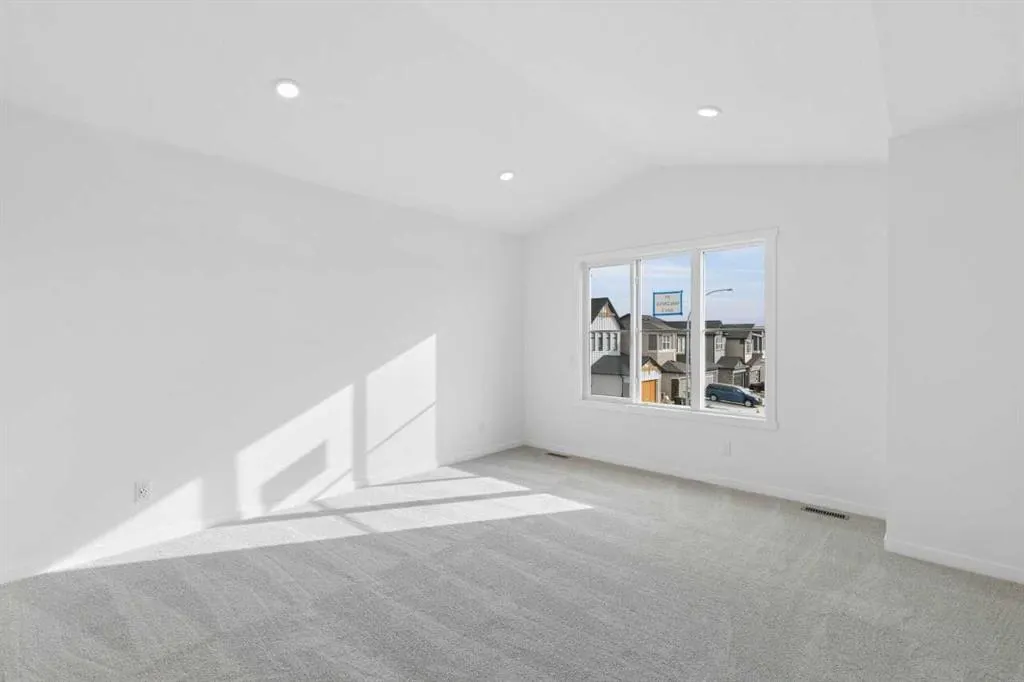 81 Walgrove Bay SE