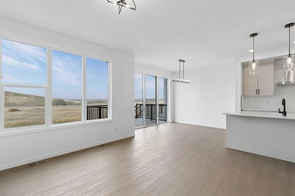 81 Walgrove Bay SE