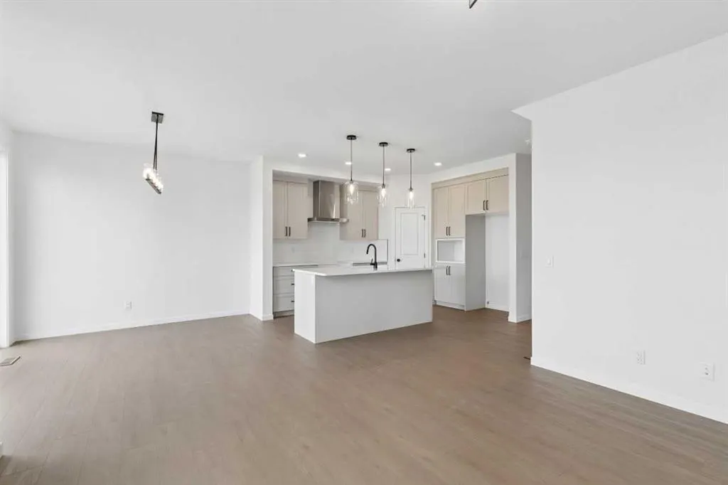 81 Walgrove Bay SE