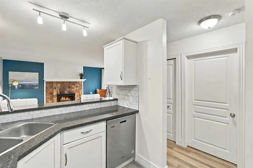 33 Glamis Green SW #126