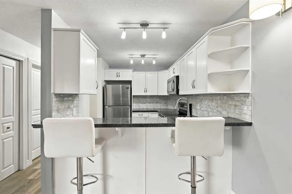 33 Glamis Green SW #126