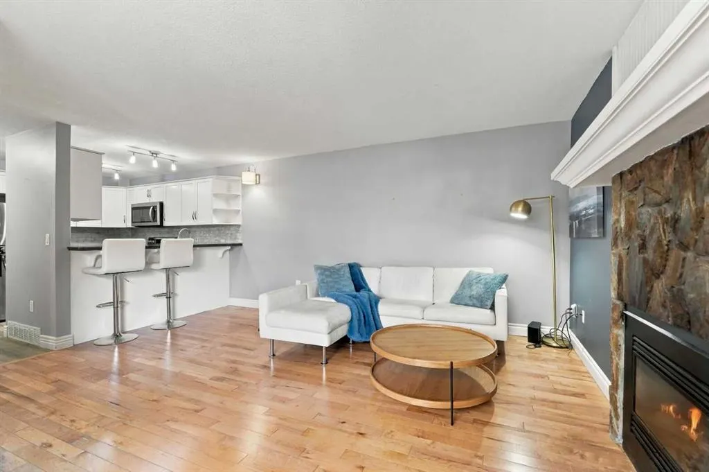 33 Glamis Green SW #126
