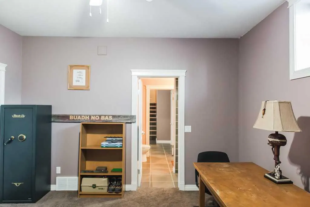7925 Carriage Lane Drive