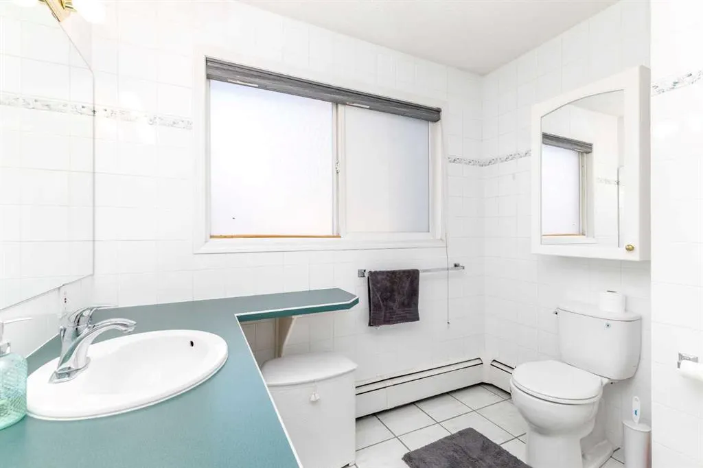 5330 57 Avenue #201