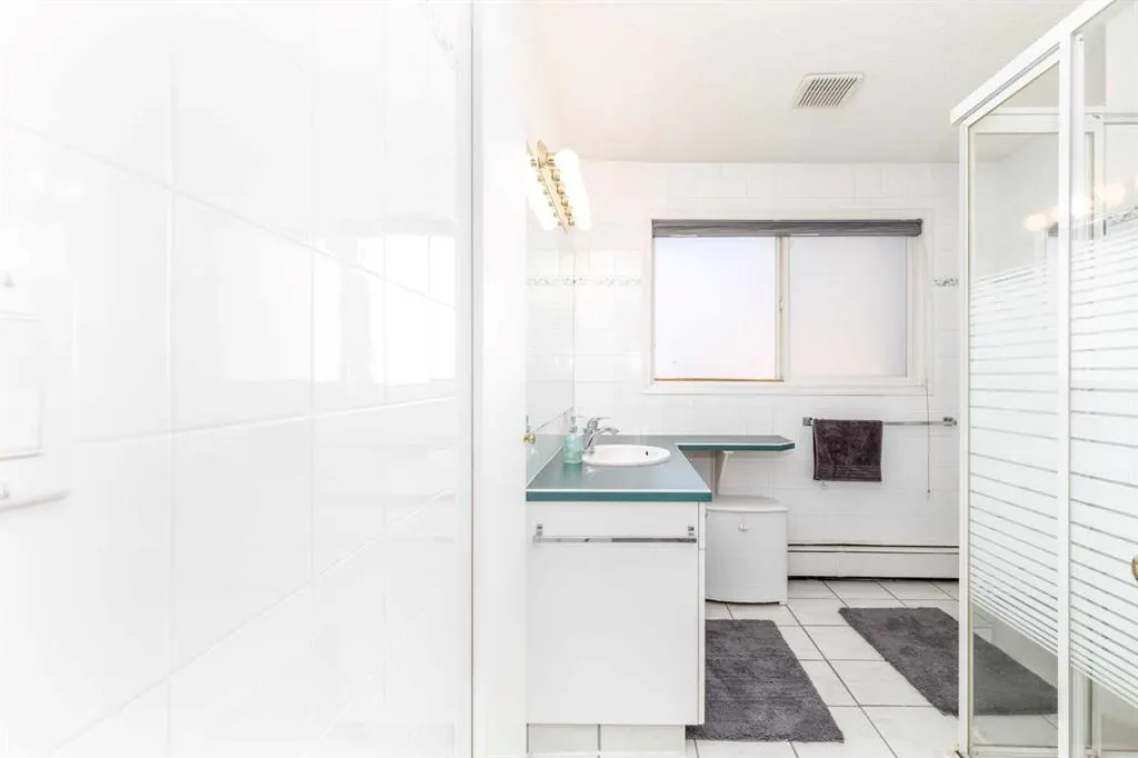 5330 57 Avenue #201
