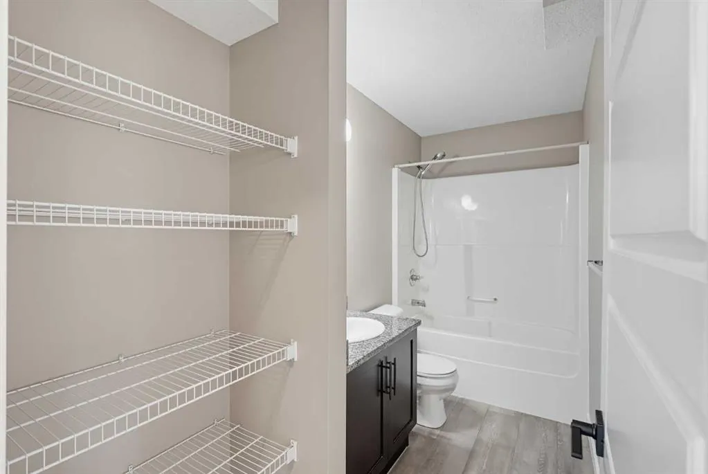 2781 Chinook Winds Drive SW #8301