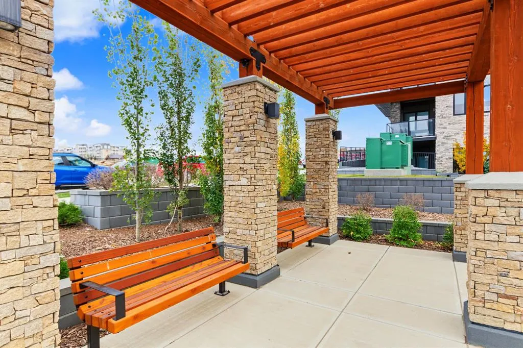 8355 19 Avenue SW #120