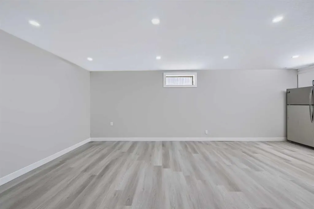 139 Falsby Road NE