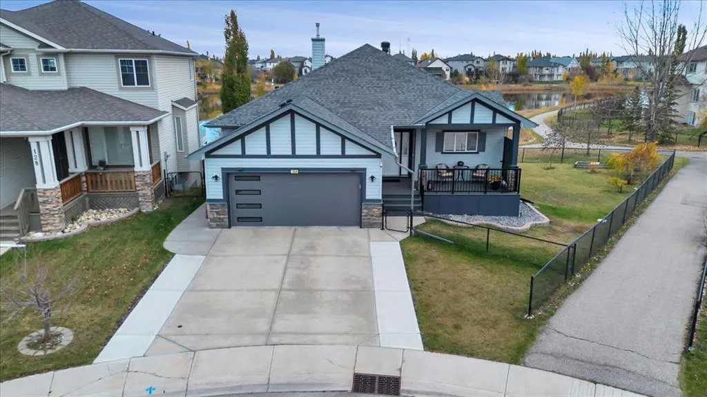 124 West Creek Glen