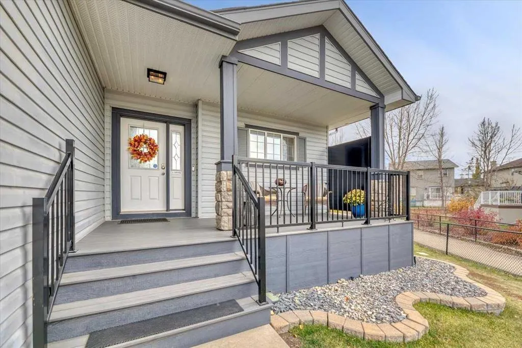 124 West Creek Glen