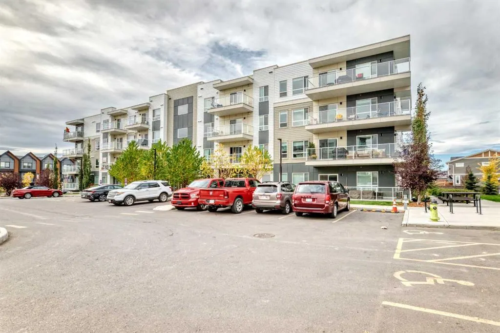 220 Seton Grove SE #3301