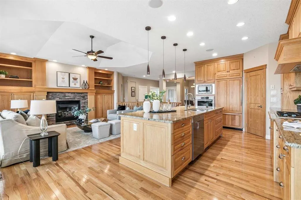180 Tuscany Ravine Heights NW