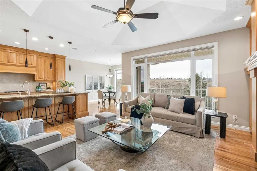 180 Tuscany Ravine Heights NW