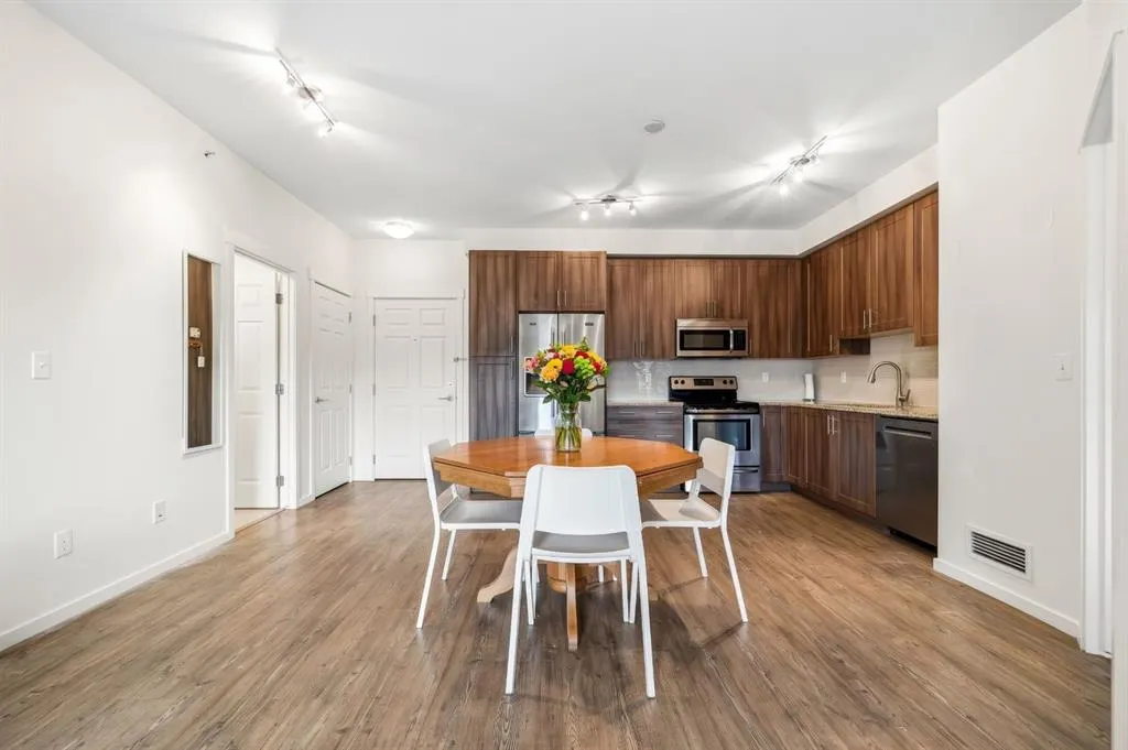 99 Copperstone Park SE #2414