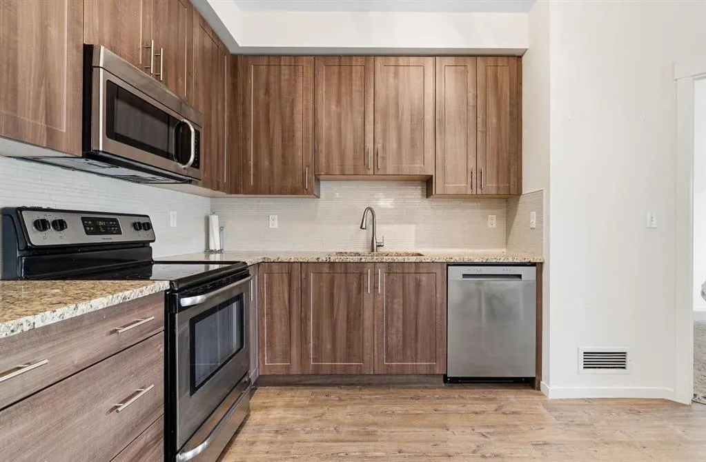 99 Copperstone Park SE #2414