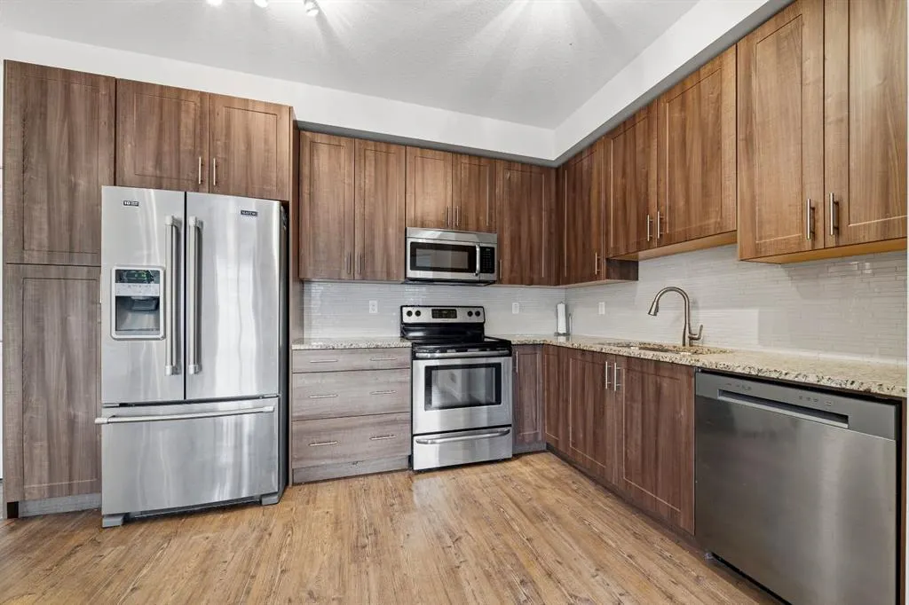 99 Copperstone Park SE #2414