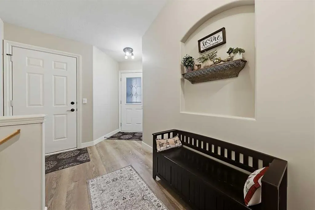 118 Whispering Way