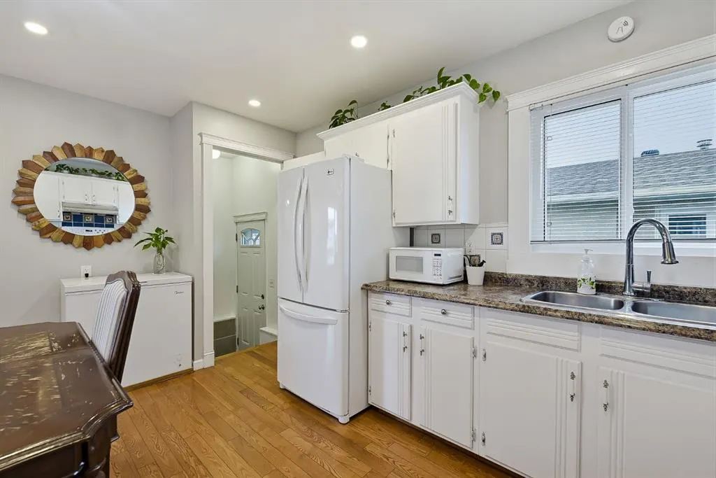 1303 Penedo Crescent SE