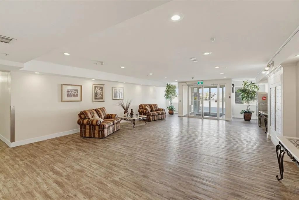 60 Jacobs Close #201