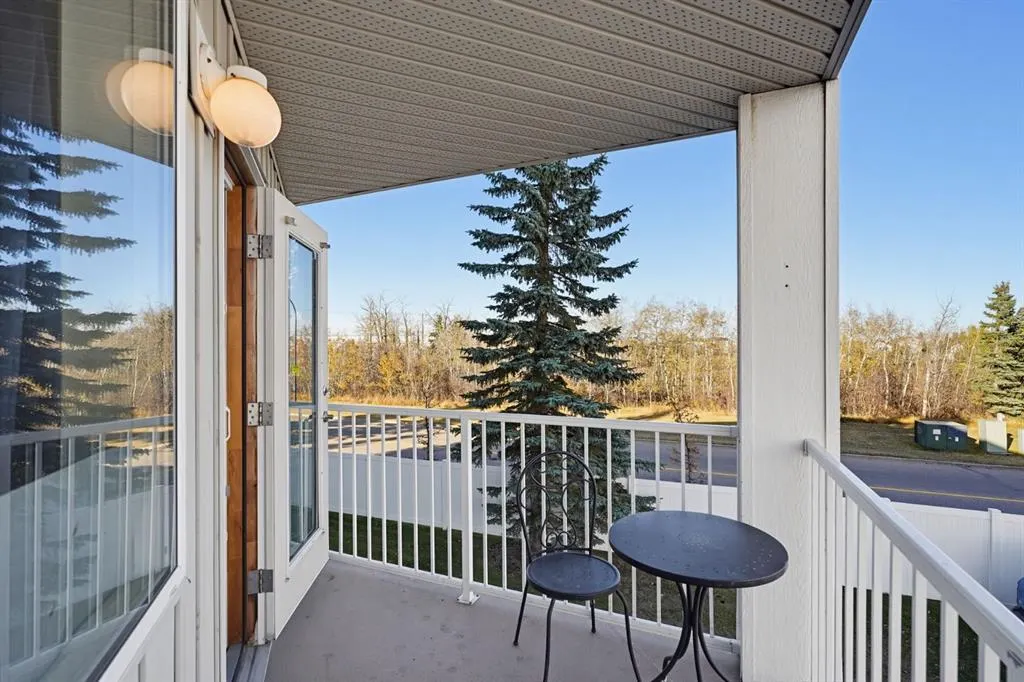 60 Jacobs Close #201