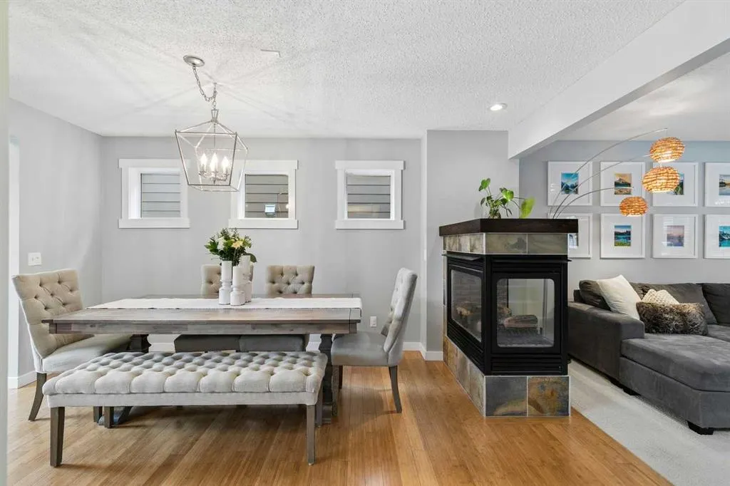 61 West Coach Place SW