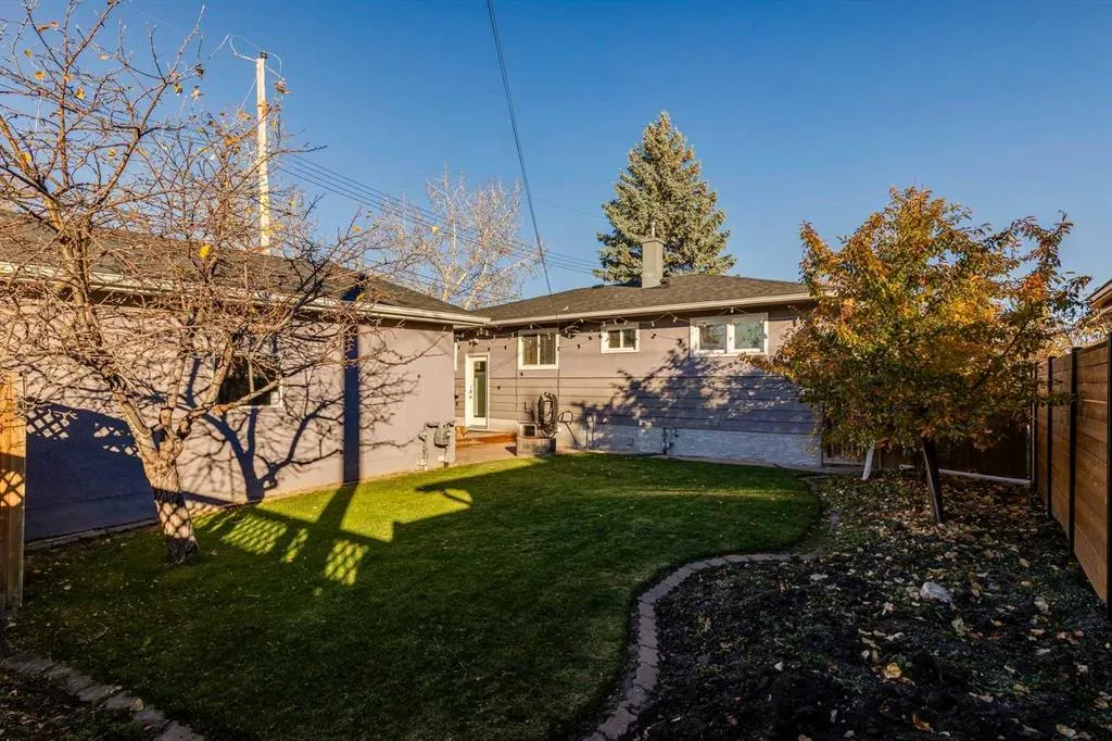 31 Hoover Place SW