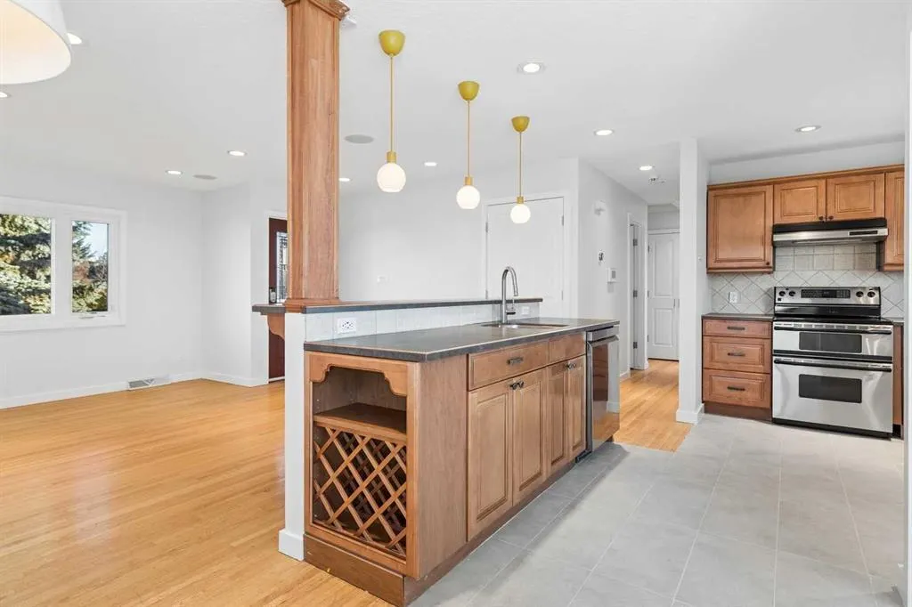 31 Hoover Place SW