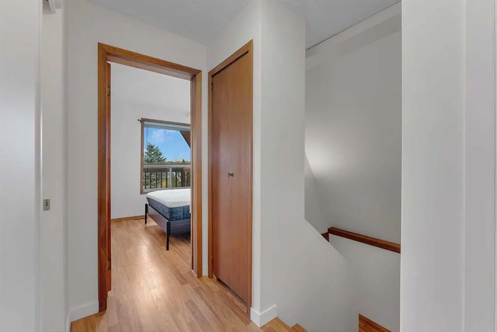 309 East Chestermere Drive